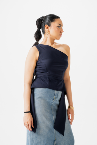 OBLIQUE ELEGANCE Asymmetric Top